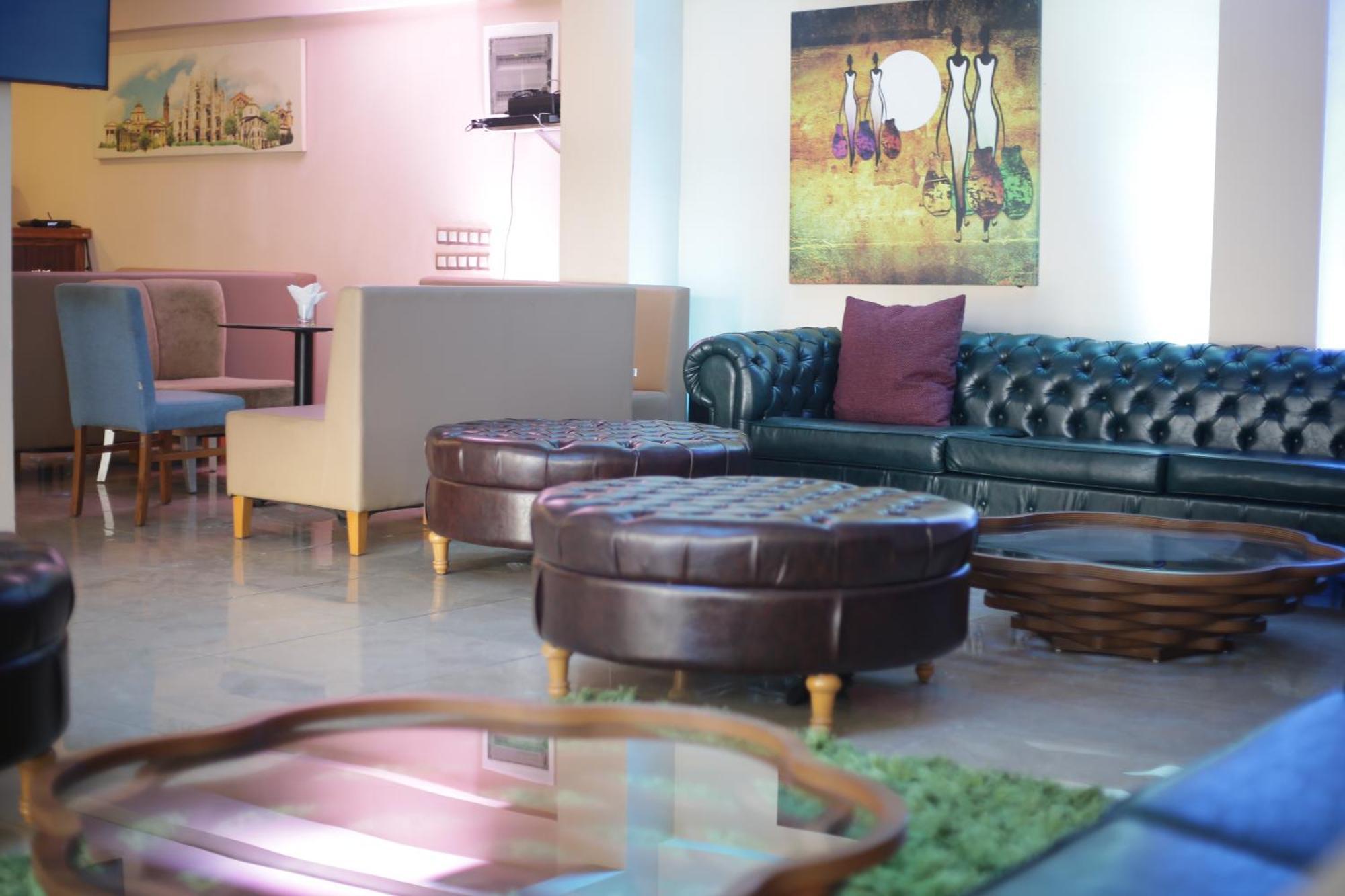 Ah Hotel And Conferences Madina Exterior photo